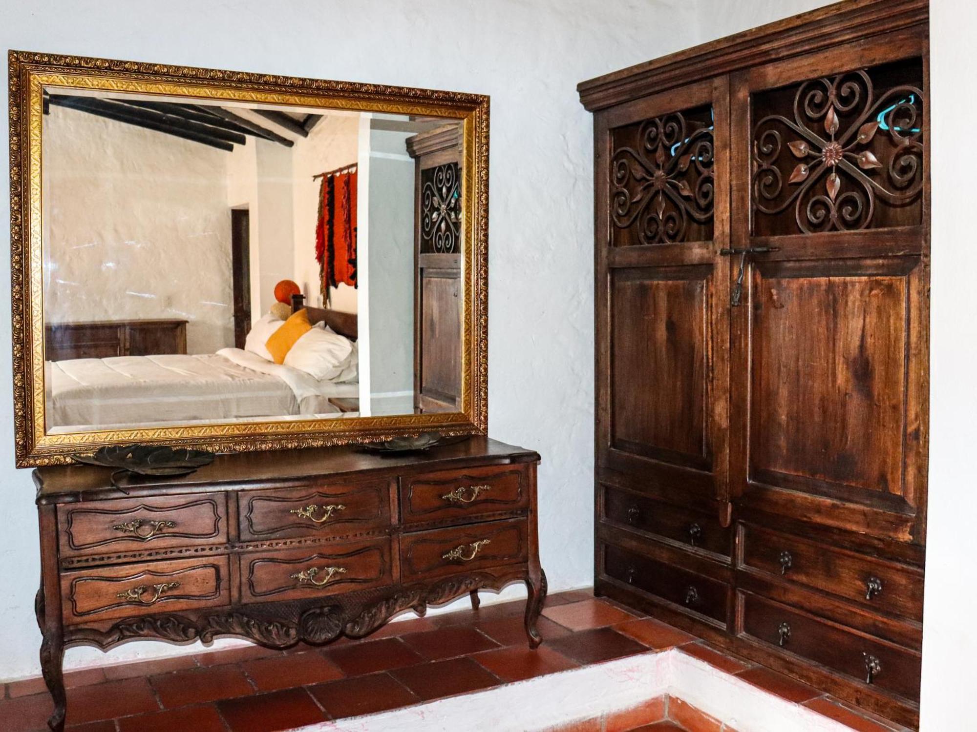 Отель Casona Quesada Суэска Экстерьер фото