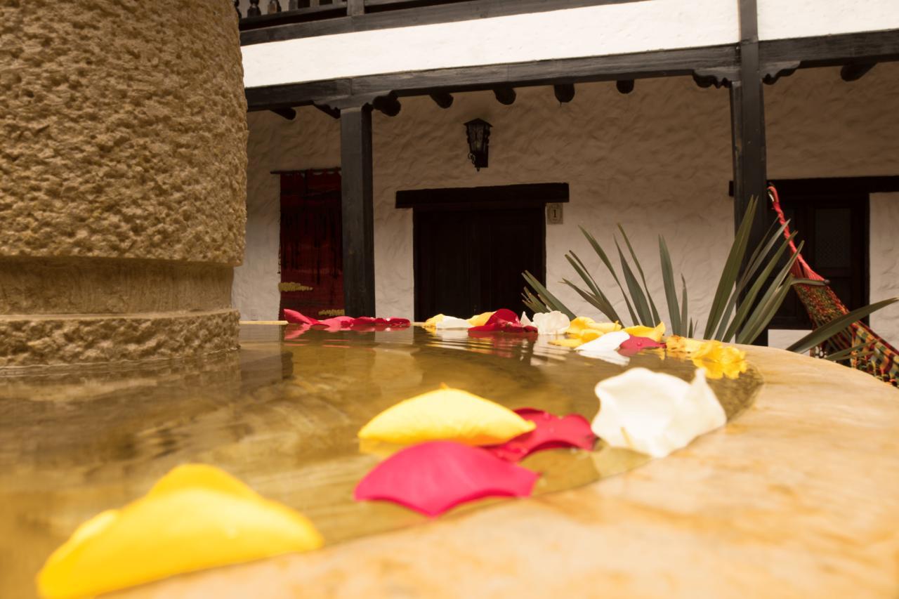 Отель Casona Quesada Суэска Экстерьер фото